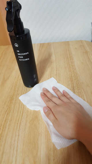 PEACE MOMENT 피스모먼트 인세컨즈포키친 320mL 천연살균소독제 — 5점을 준 리뷰어가 2019년 2월 올린 사용 사진
