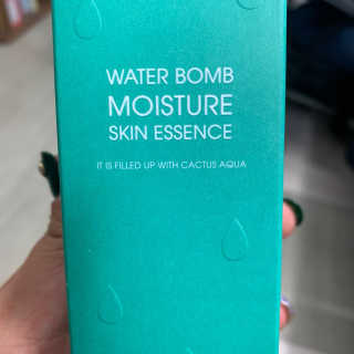 오지아이 워터 밤 모이스처 스킨 에센스 180ml — 5점을 준 리뷰어가 2019년 12월 올린 사용 사진