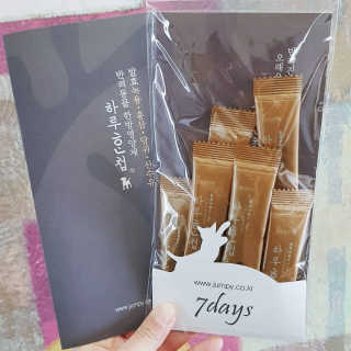 하루한첩 반려동물 한방영양제 장튼튼 7days — 4.67점을 준 리뷰어가 2018년 1월 올린 사용 사진