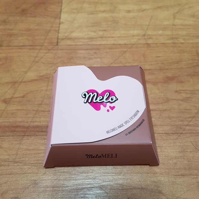 멜로멜리 매직스펠 아이섀도우 리뷰 사진