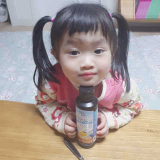 오메가-3스무디 [오메가스무디] 짜먹는 오메가3 DHA 임산부 어린이 — 4점을 준 리뷰어가 2019년 3월 올린 사용 사진