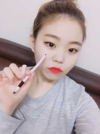 제니코코 제니 워터프루프 아이라이너 — 4점을 준 리뷰어가 2017년 4월 올린 사용 사진