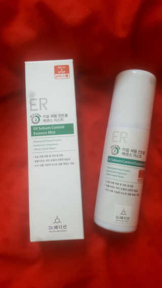Dr.메디션 이알세붐컨트롤 에센스미스트 [피지조절] — 5점을 준 리뷰어가 2018년 8월 올린 사용 사진