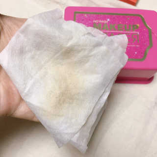 메이크업 이레이져 바이 컬러딥 래버러토리즈 — 1점을 준 리뷰어가 2020년 1월 올린 사용 사진