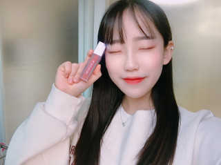 [블랙루즈] 에어 핏 벨벳 틴트 시즌2 中 택1+랜덤1 — 4.5점을 준 리뷰어가 2018년 10월 올린 사용 사진