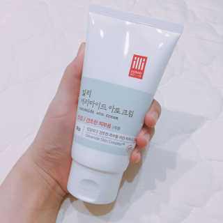 일리윤 세라마이드 아토 집중 크림 — 4.5점을 준 리뷰어가 2017년 6월 올린 사용 사진