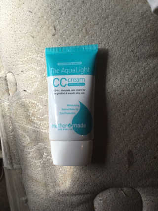 마더메이드 더 아쿠아라이트 CC크림 SPF50+ PA+++ — 5점을 준 리뷰어가 2019년 6월 올린 사용 사진
