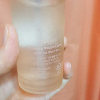 메리에코 단풍 모이스처 에센스 — 4.83점을 준 리뷰어가 2018년 11월 올린 사용 사진