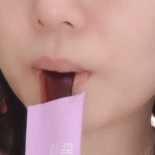 네츄럴굿띵스 태반 콜라겐 젤리 15포 — 4.5점을 준 리뷰어가 2019년 3월 올린 사용 사진