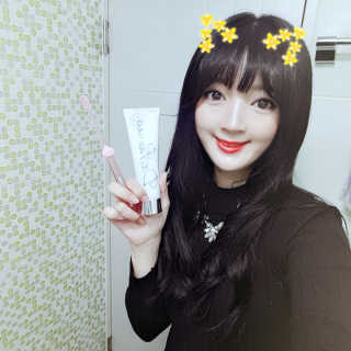 큐어스크립트 닥터폴스 치약 바닐블랙티향 — 5점을 준 리뷰어가 2018년 3월 올린 사용 사진