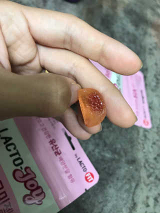 락토조이 구미젤리 복숭아맛 — 5점을 준 리뷰어가 2019년 6월 올린 사용 사진
