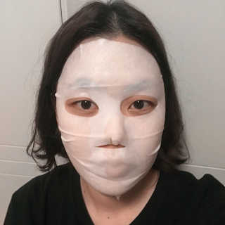23years old 코쿤 윌로우 실키 마스크 — 5점을 준 리뷰어가 2018년 3월 올린 사용 사진