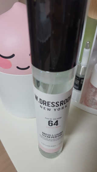더블유드레스룸 드레스퍼퓸 150ml — 5점을 준 리뷰어가 2018년 8월 올린 사용 사진