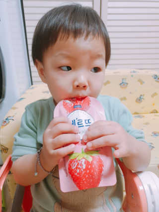 데르뜨 떠먹는 과일 3종, 짜먹는 과일 2종 총 10개 체험 — 5점을 준 리뷰어가 2020년 3월 올린 사용 사진