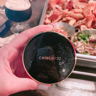 셀레뷰 블랙 세럼 팩트 — 3.5점을 준 리뷰어가 2017년 9월 올린 사용 사진