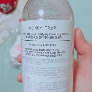 Honey Trap 허니트랩 로즈 퓨리파잉 클렌징 워터+고양이 머리띠 — 4.67점을 준 리뷰어가 2018년 4월 올린 사용 사진