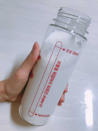 오붐주식회사 오붐 설탕을 뺀 요거트 파우더 라이트 550g+보틀 — 4.83점을 준 리뷰어가 2018년 1월 올린 사용 사진