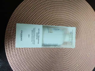셀리본 하수오 내츄럴 프리벤션 탈모관리 샴푸 300ml — 5점을 준 리뷰어가 2019년 11월 올린 사용 사진