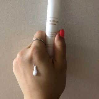 레코마렝 아쿠아덤 비오 리커버리 크림 — 5점을 준 리뷰어가 2019년 6월 올린 사용 사진