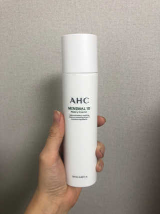 AHC 에이 에이치 씨 미니멀 10 워터리 에센스 — 5점을 준 리뷰어가 2018년 12월 올린 사용 사진
