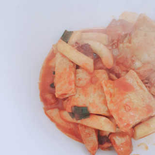 [홍코너떡볶이]옛날떡볶이 인기맛 4팩세트 — 5점을 준 리뷰어가 2019년 11월 올린 사용 사진