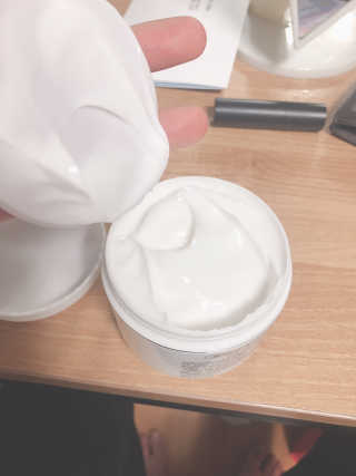 지고트 화이트닝 액티베이티드 크림 100g — 4.5점을 준 리뷰어가 2019년 5월 올린 사용 사진