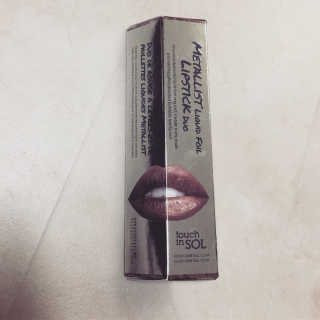터치인솔 메탈리스트 리퀴드 포일 립스틱 5종 — 5점을 준 리뷰어가 2018년 3월 올린 사용 사진