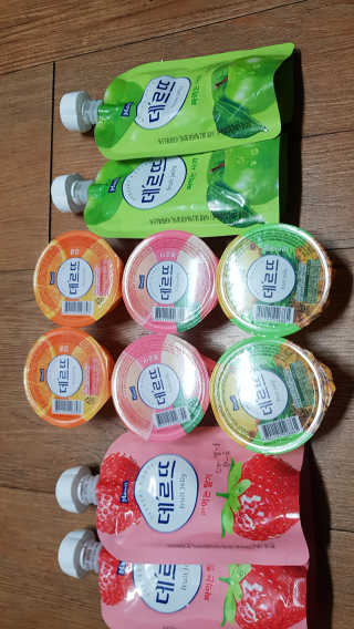 데르뜨 떠먹는 과일 3종, 짜먹는 과일 2종 총 10개 체험 — 5점을 준 리뷰어가 2020년 3월 올린 사용 사진