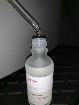 [마녀 공장] 발가락 토미 니아신 에센스 50ml — 5점을 준 리뷰어가 2019년 6월 올린 사용 사진