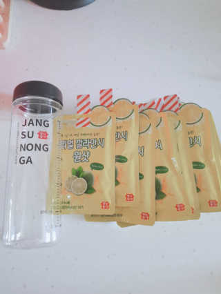 장수농가 리얼깔라만시 원샷 50ml 10팩+보틀 — 4점을 준 리뷰어가 2019년 5월 올린 사용 사진