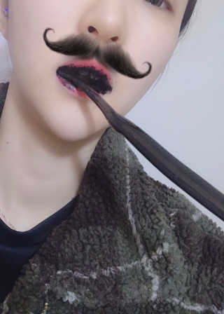 the naked object 디블랙팩치약 디블랙칫솔 세트 — 5점을 준 리뷰어가 2019년 1월 올린 사용 사진