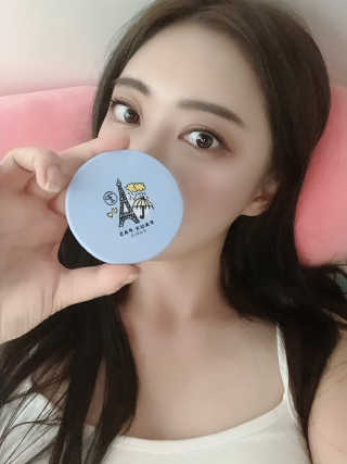 뽀빠파리레인프루프롱래스팅쿠션 21호 내추럴아이보리 — 5점을 준 리뷰어가 2019년 8월 올린 사용 사진