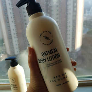 (주)에네스티 내추럴 촉촉  오트밀 바디워시 500ml — 5점을 준 리뷰어가 2019년 12월 올린 사용 사진
