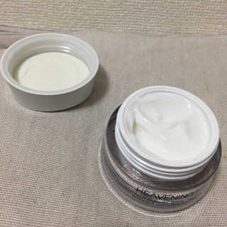 헤브닝 인텐시브 화이트닝크림 50ml — 5점을 준 리뷰어가 2018년 9월 올린 사용 사진