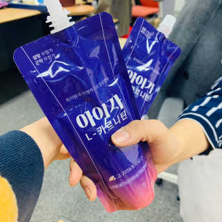 오엔엘 아이가 L-카르니틴 2박스 — 3.5점을 준 리뷰어가 2019년 4월 올린 사용 사진