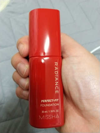 미샤 래디언스 퍼펙트핏 파운데이션 SPF30 PA++ — 5점을 준 리뷰어가 2020년 4월 올린 사용 사진
