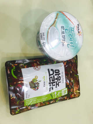 아우노그라노 오리지날, 진짜 베리, 진짜 카카오 — 5점을 준 리뷰어가 2018년 7월 올린 사용 사진