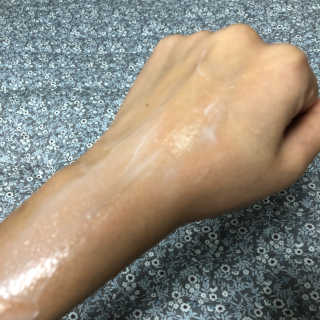 더마비 데일리 모이스처 바디로션 대용량 한정판 — 5점을 준 리뷰어가 2018년 9월 올린 사용 사진