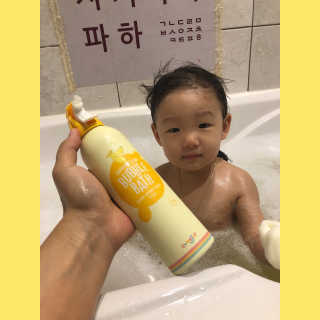 꼬모조이 탱글탱글 구름 콩순이 버블바스 — 5점을 준 리뷰어가 2019년 10월 올린 사용 사진