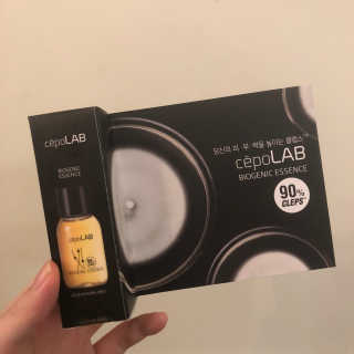 세포랩 바이오제닉 에센스 30ml 특별팩 — 5점을 준 리뷰어가 2018년 5월 올린 사용 사진