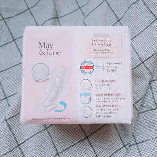 메이앤준 소프트맥스 생리대 — 5점을 준 리뷰어가 2019년 4월 올린 사용 사진
