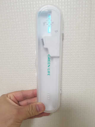 네온마켓 청정일기 휴대용 칫솔살균기 — 5점을 준 리뷰어가 2019년 3월 올린 사용 사진
