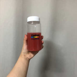 센트룸 아쿠아비타 레몬향, 딸기향 — 5점을 준 리뷰어가 2019년 7월 올린 사용 사진