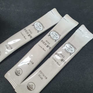 [하우투잇] 뤼에르 쿠르브 블랙 10ml x 30포 총 300ml — 4.5점을 준 리뷰어가 2020년 3월 올린 사용 사진