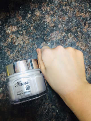 파시스 올인원 진주 화이트닝 크림 100ml — 4.5점을 준 리뷰어가 2018년 12월 올린 사용 사진