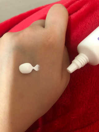 셀리맥스 글루타티온 환생 톤업크림 — 4점을 준 리뷰어가 2019년 2월 올린 사용 사진
