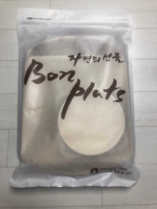 본플라 친환경 야자나무잎 접시 — 5점을 준 리뷰어가 2018년 8월 올린 사용 사진