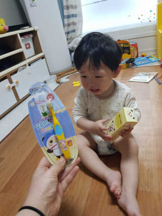 달곰이 어린이 치약+어린이 칫솔 SET — 4점을 준 리뷰어가 2018년 5월 올린 사용 사진