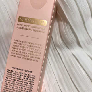 스프링풀 로얄 허니에센스미스트 — 5점을 준 리뷰어가 2018년 4월 올린 사용 사진