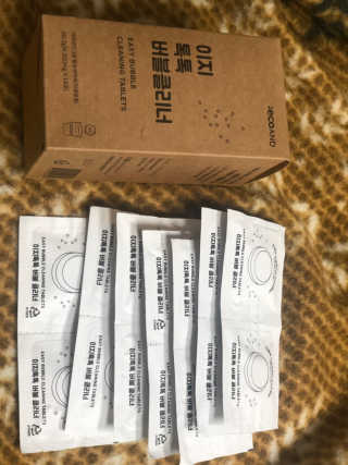[에코앤드]이지톡톡 버블클리너 1종세척제 — 4.5점을 준 리뷰어가 2019년 6월 올린 사용 사진